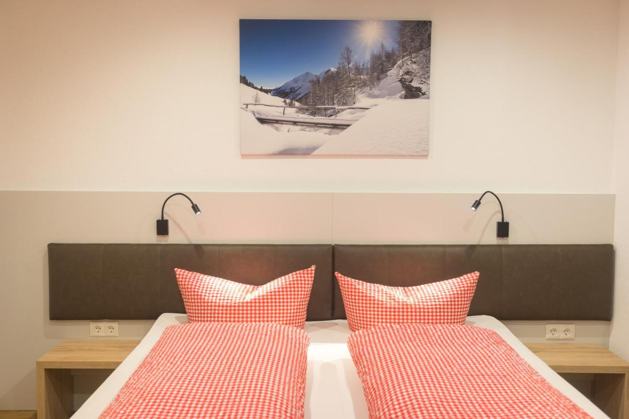 Fernerblick Apartments 턱스 외부 사진