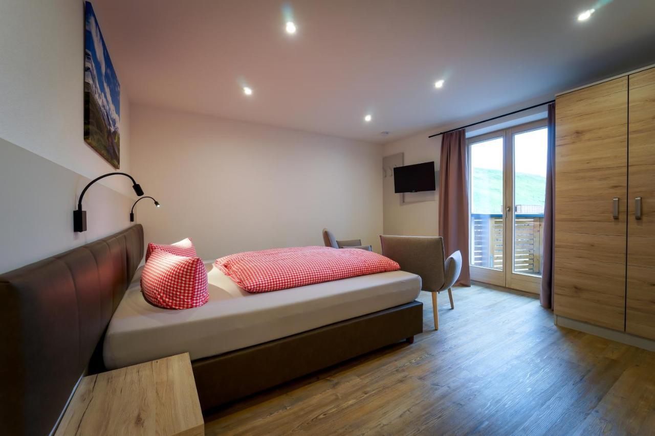 Fernerblick Apartments 턱스 외부 사진